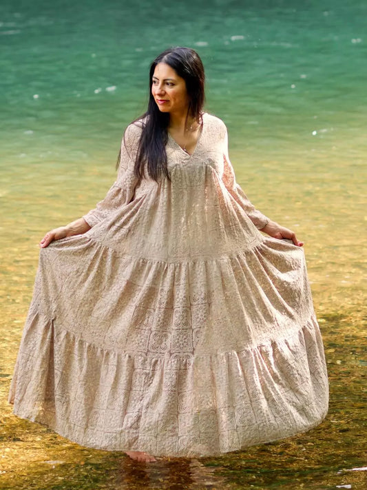 Pattern hack alert: meet Cynthia from @sewcasuallychic and her #Rozan dress